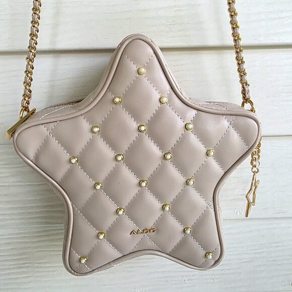 New ALDO Capelin Star quilted crossbody handbag - Picture 3 of 8